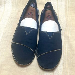 Bobs By Sketchers Navy Blue shoes 8W